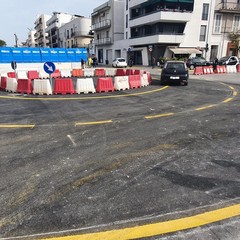 realizzata rotatoria all'incrocio via XXIV Maggio e viale Buozzi