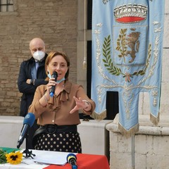 otto gli assessori della giunta comunale di Giovanna Bruno