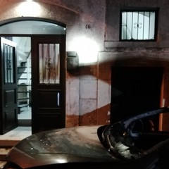 Incendio in via Generale La Masa