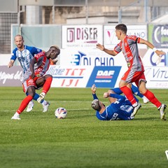 Pareggio a reti bianche tra Fidelis Andria e Angri: il foto-racconto del match