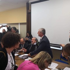 Firma del contratto a tempo indeterminato per 103 dipendenti Asl