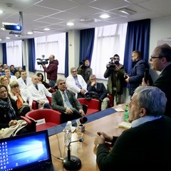 Michele Emiliano all'ospedale "Dimiccoli" di Barletta