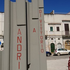 foto monumento Di Vittorio