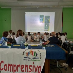 foto dalla scuola di San Valentino dellImbriani Salvemini