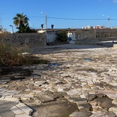 Lo stato di degrado del lido "La Conchiglia" fino al 2021