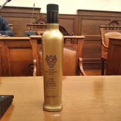 foto OLIO CAPITALE a Trieste Conferenza stampa