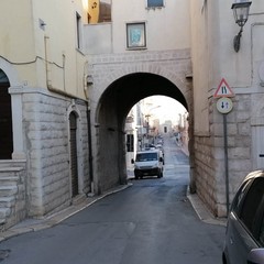 Sanificazione del tratto viario dell'arco di Porta Sant'Andrea