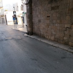 Sanificazione del tratto viario dell'arco di Porta Sant'Andrea