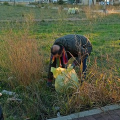 Giornata di “Clean up” al CPIA BAT sotto lo sguardo compiaciuto di Gino Strada