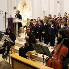 dolci note natalizie del coro "Cotugno in Canto"