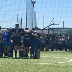 Al liceo Nuzzi, i docenti battono a calcio gli studenti