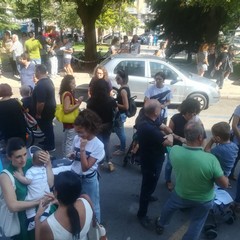 protesta in piazza Umberto I