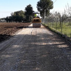Sistemata la viabilità della strada vicinale "Lama di Carro"