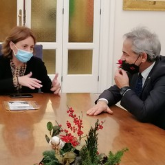 A Vescovo e Sindaco le prime copie del cd