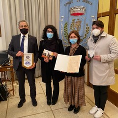 A Vescovo e Sindaco le prime copie del cd
