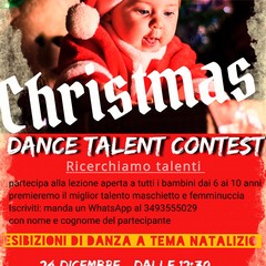 Ad Andria balli in strada aspettando il Natale