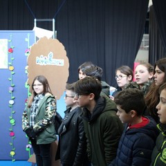 Studenti della “Vittorio Emanuele III-Dante Alighieri”