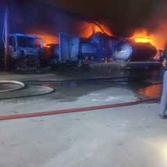 grosso incendio ad Andria
