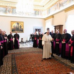 I vescovi della Puglia in visita ad Limina