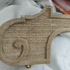 Lampada votiva donata dall'artigiano del legno Giuseppe Marzano