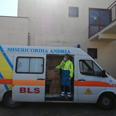 nuovo carico di viveri e medicinali in partenza da Andria