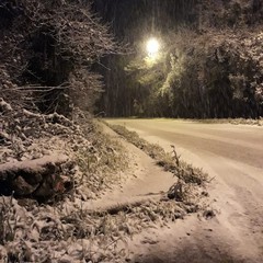 Neve sull'altopiano murgiano: fiocchi anche su Castel del Monte