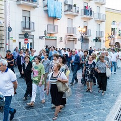 La processione dei Santi patroni, San Riccardo e della Madonna dei Miracoli per le vie cittadine
