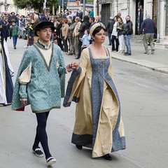 Ritorno al  passato con il corteo storico rinascimentale.