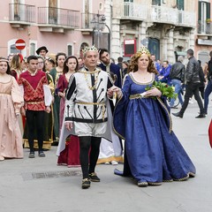 Ritorno al  passato con il corteo storico rinascimentale.