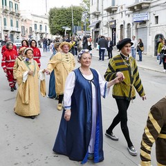 Ritorno al  passato con il corteo storico rinascimentale.