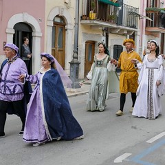 Ritorno al  passato con il corteo storico rinascimentale.