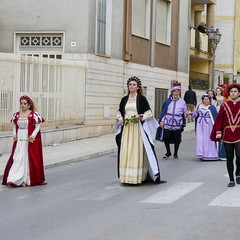 Ritorno al  passato con il corteo storico rinascimentale.