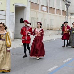 Ritorno al  passato con il corteo storico rinascimentale.