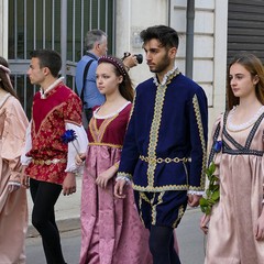 Ritorno al  passato con il corteo storico rinascimentale.