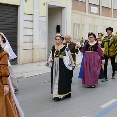 Ritorno al  passato con il corteo storico rinascimentale.