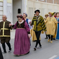 Ritorno al  passato con il corteo storico rinascimentale.