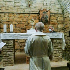 Adorazione Eucaristica a San Vittore