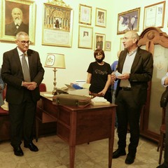 Mons. Gianni Massaro festeggiato dalla comunità di San Francesco
