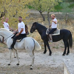 Al borgo Montegrosso festa di fine estate con la II edizione di “MurgAutenticA”