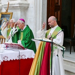 La parrocchia Gesù Crocifisso in festa