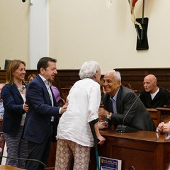 Una commedia che dura da cinquant’anni