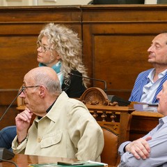 Una commedia che dura da cinquant’anni