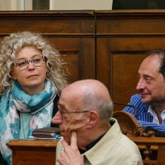 Una commedia che dura da cinquant’anni