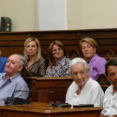 Una commedia che dura da cinquant’anni