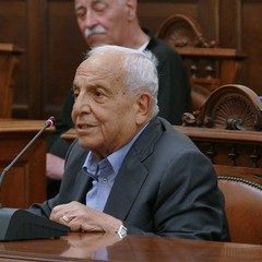 Una commedia che dura da cinquant’anni