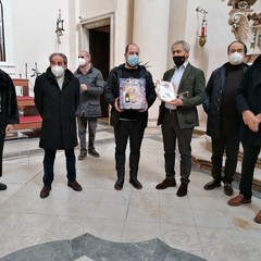 Il Rotary consegna confezioni natalizie a parrocchie per famiglie povere
