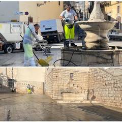 piazza Porta la Barra ed il piazzale antistante le chiese dell’Altomare e del Carmine