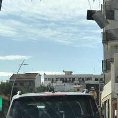 resta il pericolo caduta pannelli su via Bisceglie