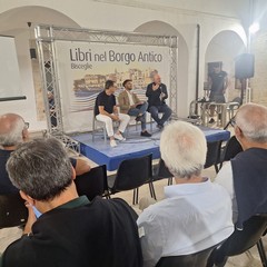 Presentazione del libro "Una vita senza sbarre" di Giannicola Sinisi