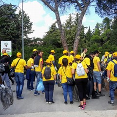 Puliamo il Mondo evento Legambiente Castel del Monte Andria